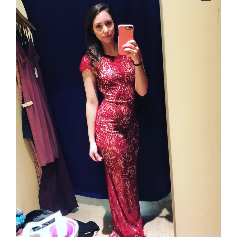 Windsor Red Lace Dress Size small